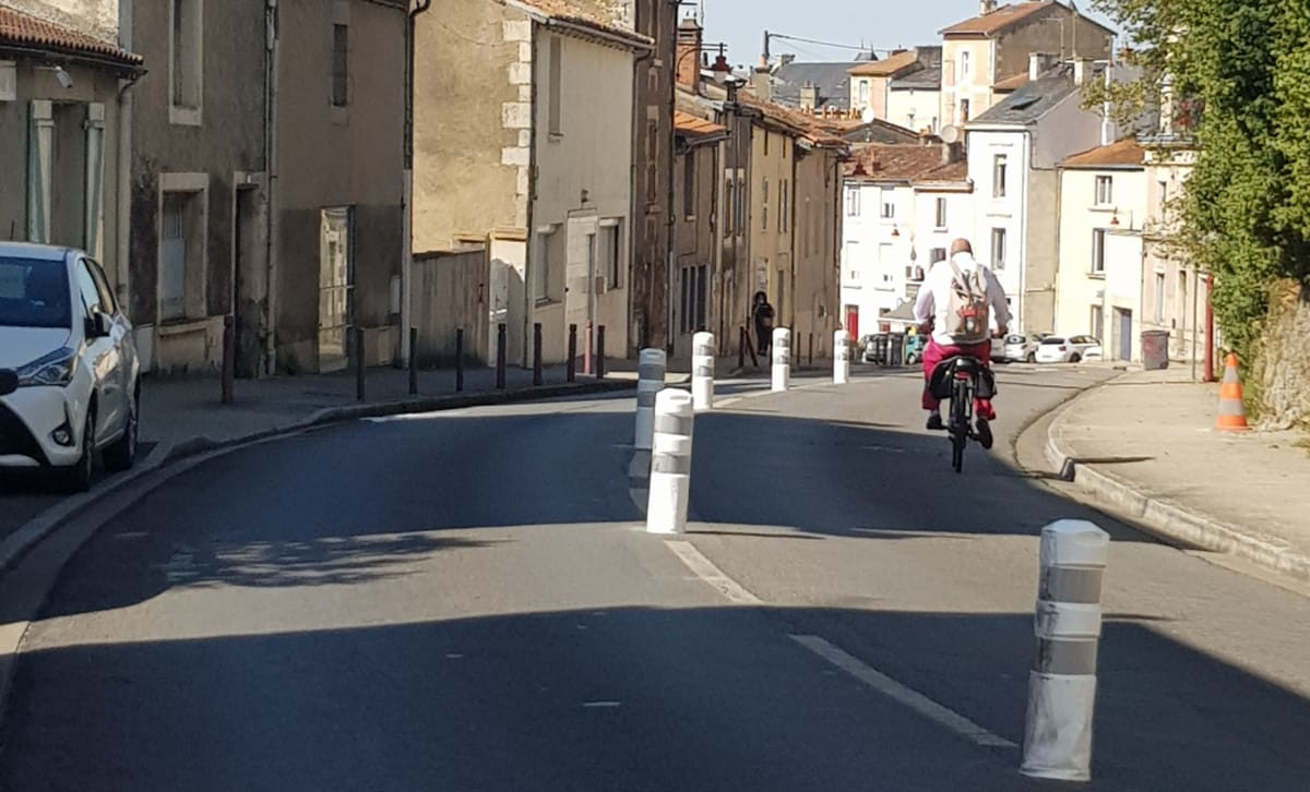 On a testé (et retesté !) le Faubourg du Pont-Neuf cyclable